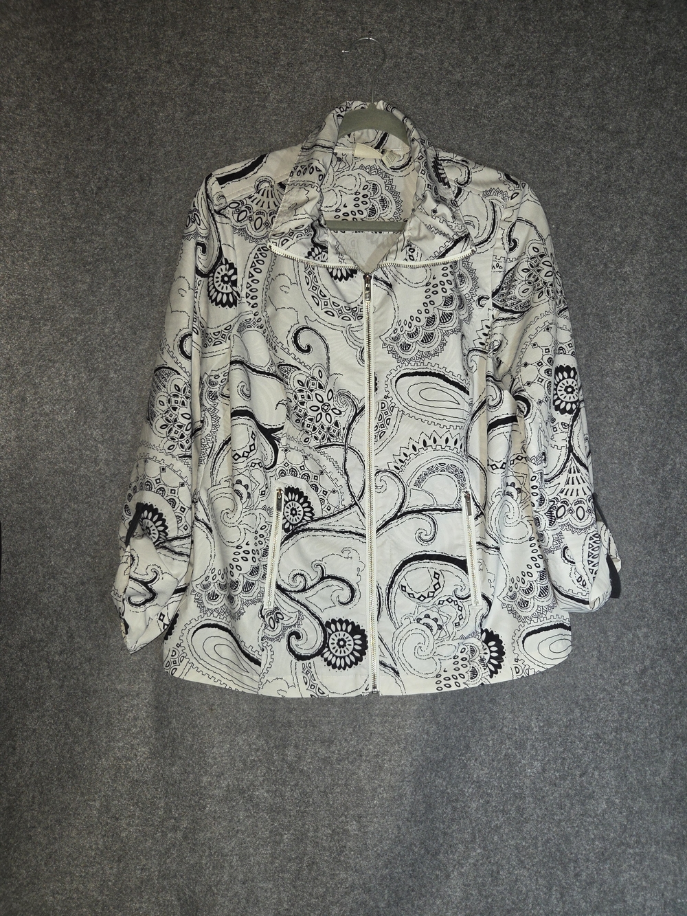 Zenergy Chico's White/Black Paisley Zip-Front Utility Jacket Size 1 US Medium
